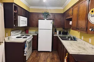 1210 S Clements St, Gainesville, TX 76240 - Photo 15
