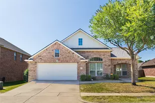 604 Beeman Dr, Arlington, TX 76002 - Photo 1