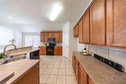 604 Beeman Drive, Arlington, TX 76002 - Photo 11