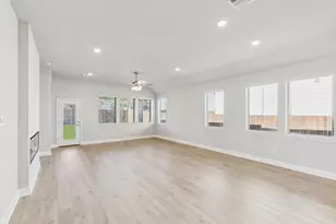 10325 Canna Lily St, Fort Worth, TX 76036 - Photo 11