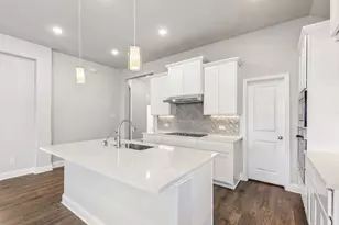 10325 Canna Lily St, Fort Worth, TX 76036 - Photo 9