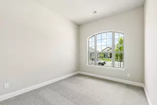 10325 Canna Lily St, Fort Worth, TX 76036 - Photo 3