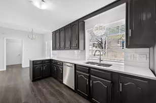 1319 Birkenhead Ct, Dallas, TX 75204 - Photo 13