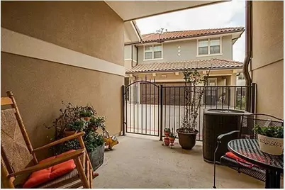 6718 Estrella #20, Irving, TX 75039 - Photo 11