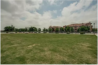 6718 Estrella #20, Irving, TX 75039 - Photo 15