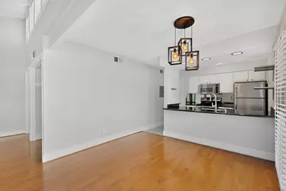 5916 Sandhurst Lane #234, Dallas, TX 75206 - Photo 11