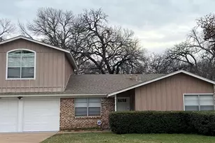 104 Jean Ln, Euless, TX 76040 - Photo 1