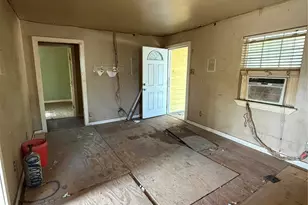 715 Scott Dr, Arlington, TX 76012 - Photo 3