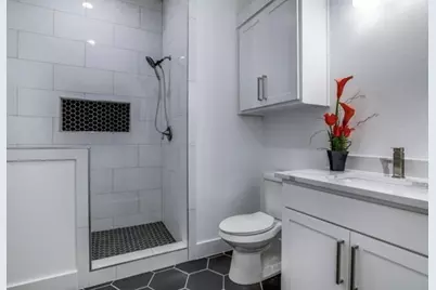 2043 Life Avenue, Dallas, TX 75212 - Photo 15