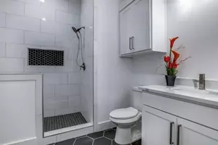 2043 Life Ave, Dallas, TX 75212 - Photo 15