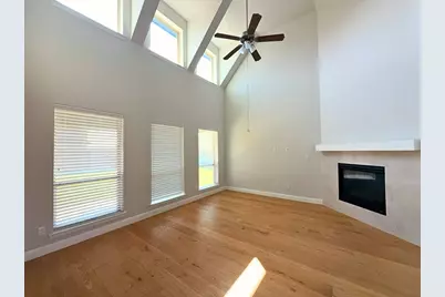 501 Upper Falls Lane, Mansfield, TX 76063 - Photo 3
