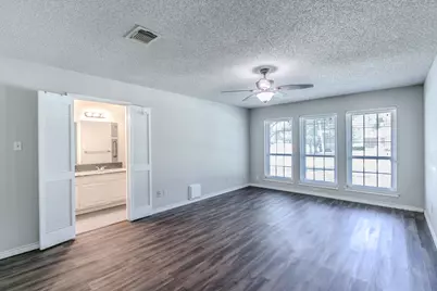 2759 Wentworth Drive, Grand Prairie, TX 75052 - Photo 7