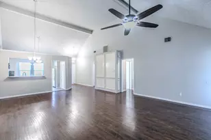2759 Wentworth Dr, Grand Prairie, TX 75052 - Photo 3