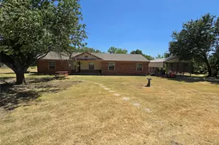 6474 Bear Run Dr, Sanger, TX 76266 - Photo 3