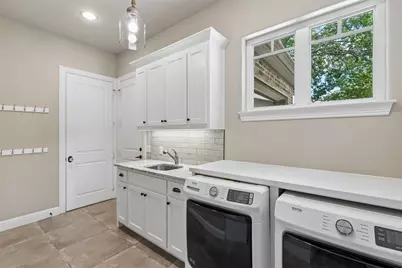 2737 Farmers Branch Lane, Farmers Branch, TX 75234 - Photo 25