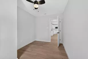 2607 W Lovers Ln, Dallas, TX 75235 - Photo 23