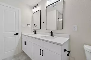 2607 W Lovers Ln, Dallas, TX 75235 - Photo 29