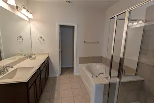608 Kinghaven Dr, Little Elm, TX 75068 - Photo 11