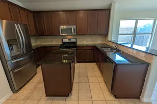 608 Kinghaven Dr, Little Elm, TX 75068 - Photo 7