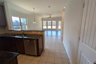 608 Kinghaven Dr, Little Elm, TX 75068 - Photo 9