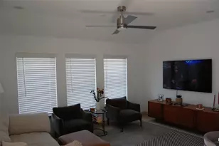 5242 Legacy St, Haltom City, TX 76117 - Photo 3