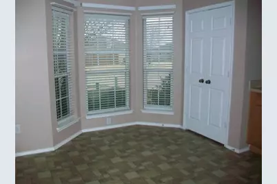 4735 Topaz Lane, Granbury, TX 76049 - Photo 9