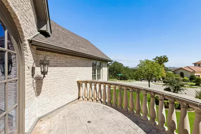 2404 Hollow Hill Lane, Lewisville, TX 75056 - Photo 35