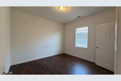 717 Yorkshire Drive, Lavon, TX 75166 - Photo 13