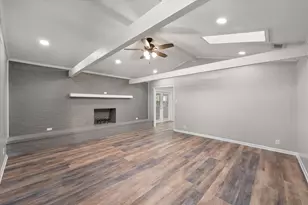 401 Hutson Dr, Corsicana, TX 75110 - Photo 7