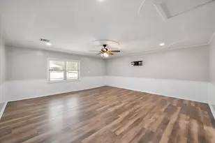 401 Hutson Dr, Corsicana, TX 75110 - Photo 13
