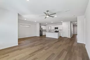 2010 Homestretch Dr, Seagoville, TX 75159 - Photo 9