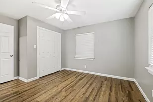737 Cranbrook Ln, Grand Prairie, TX 75052 - Photo 7