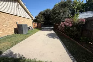 5540 Misty Meadows Dr, North Richland Hills, TX 76180 - Photo 13
