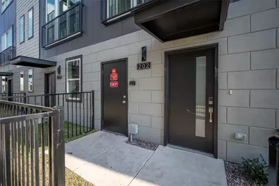 1614 N Fitzhugh Avenue #306, Dallas, TX 75204 - Photo 5