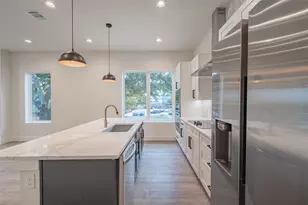 1614 N Fitzhugh Ave, Dallas, TX 75204 - Photo 9