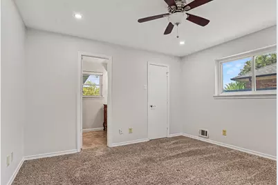 4915 Hovenkamp Drive, Dallas, TX 75227 - Photo 25