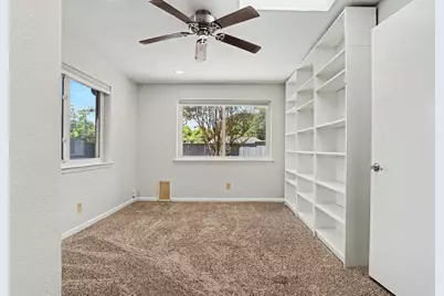 4915 Hovenkamp Drive, Dallas, TX 75227 - Photo 17