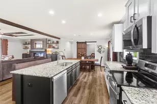 645 Vz County Road 4926, Ben Wheeler, TX 75754 - Photo 7
