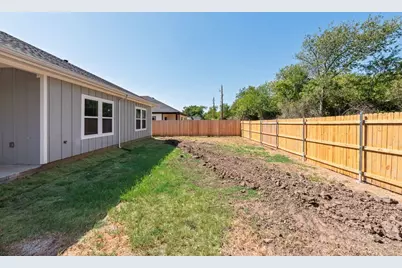 2512 Sheraton Drive, Fort Worth, TX 76105 - Photo 23