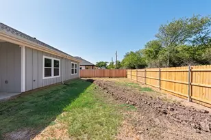 2512 Sheraton Dr, Fort Worth, TX 76105 - Photo 23