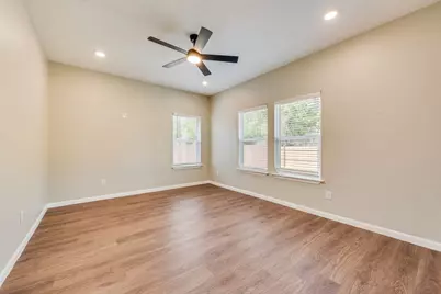 2512 Sheraton Drive, Fort Worth, TX 76105 - Photo 19