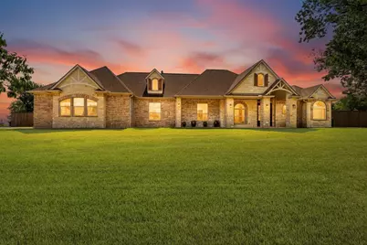 223 E Bay Drive, Bridgeport, TX 76426 - Photo 1