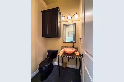 223 E Bay Drive, Bridgeport, TX 76426 - Photo 13