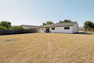2124 Highbury Rd, Carrollton, TX 75007 - Photo 11