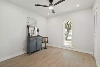 2124 Highbury Road, Carrollton, TX 75007 - Photo 7
