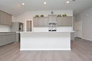 9212 Gln Mls Trl, Fort Worth, TX 76179 - Photo 5