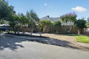 5810 Glen Heather Dr, Dallas, TX 75252 - Photo 3