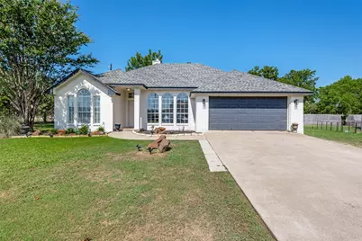 732 Charyl Lynn Drive, Argyle, TX 76226 - Photo 3