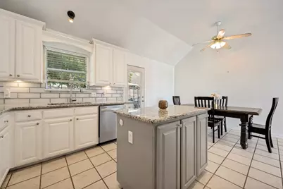732 Charyl Lynn Drive, Argyle, TX 76226 - Photo 13