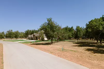 1160 E Landings N, Granbury, TX 76049 - Photo 11